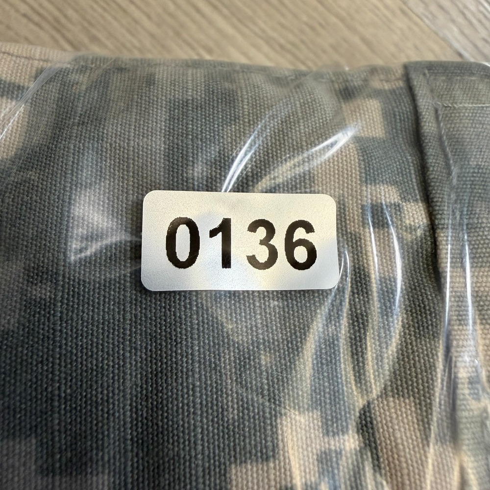 US Army Combat Uniform ACU Digital Camo Trousers Medium Short - Picture 12 of 12